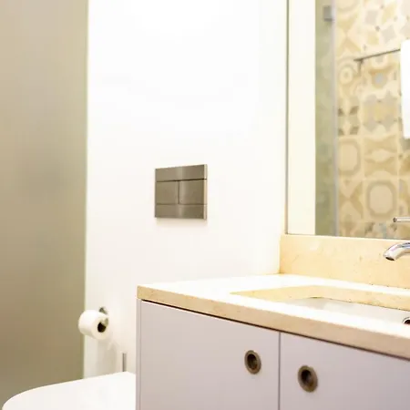 Apartament Luxury Near Cais Do Sodre *